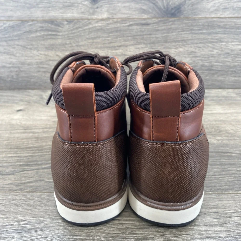 Aldo Chukka Boots Mens 10.5 Brown Perforated Lace Up Sneaker Sole